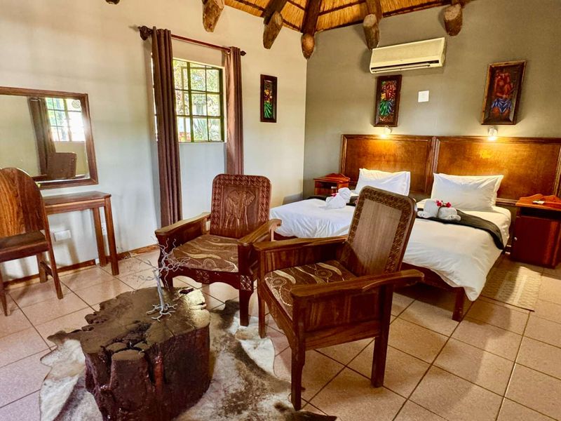 Beautiful Lodge For Sale - Rundu - Photo 4