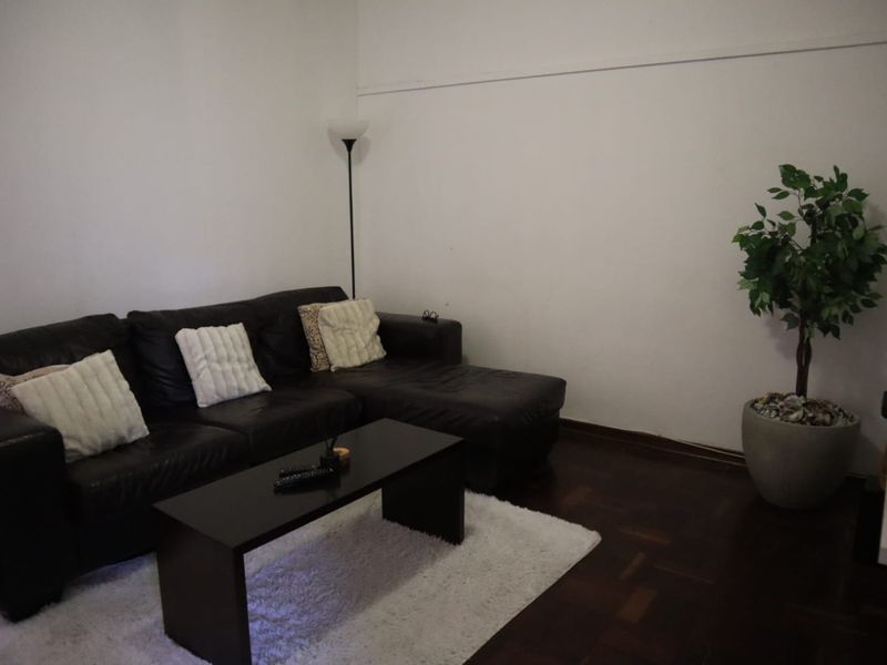 Charming Ground Floor Apartment in Arcadia - Photo 6