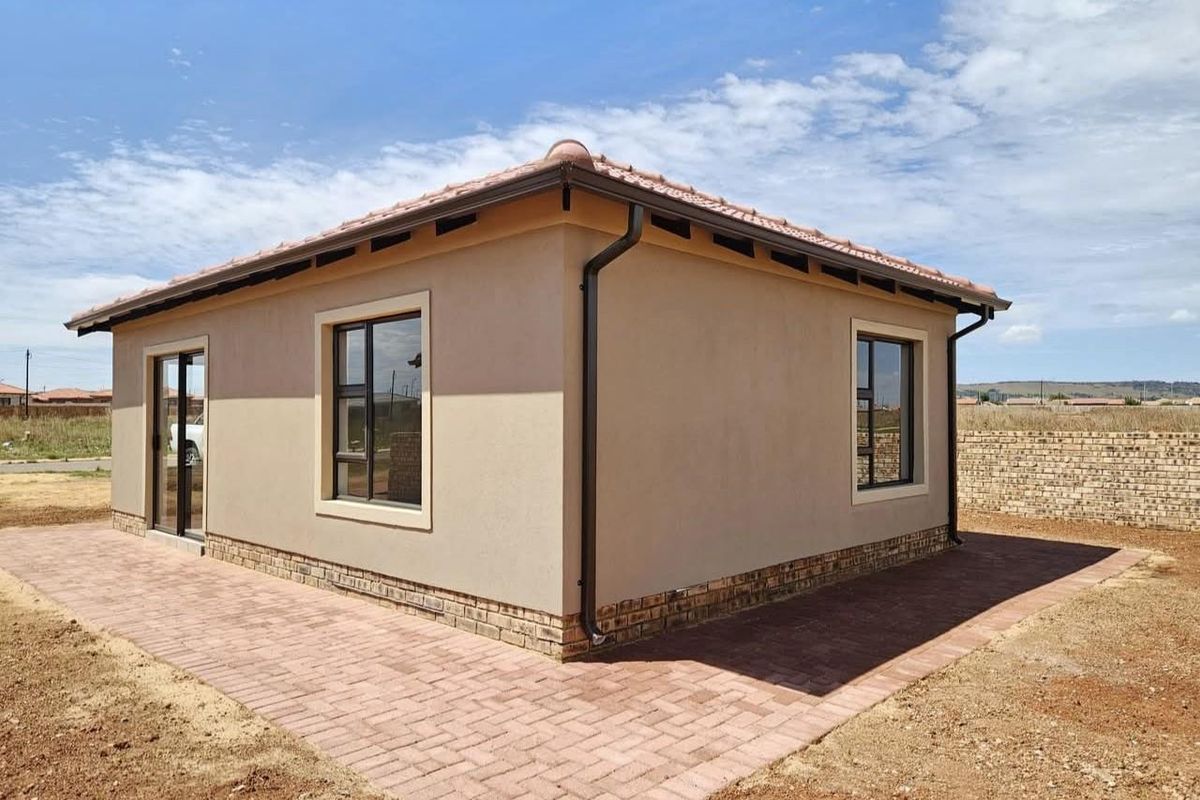 BRAND NEW FULL TITLE HOME FROM AS LITTLE AS R7 500 PER MONTH - Photo 2