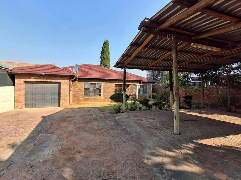 Three bedrooms house for sale in Mountain View - Photo 1