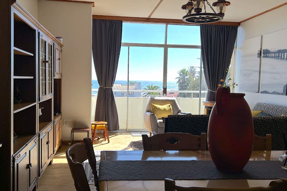 Wake Up to Ocean Views in the Heart of Swakopmund - Photo 3