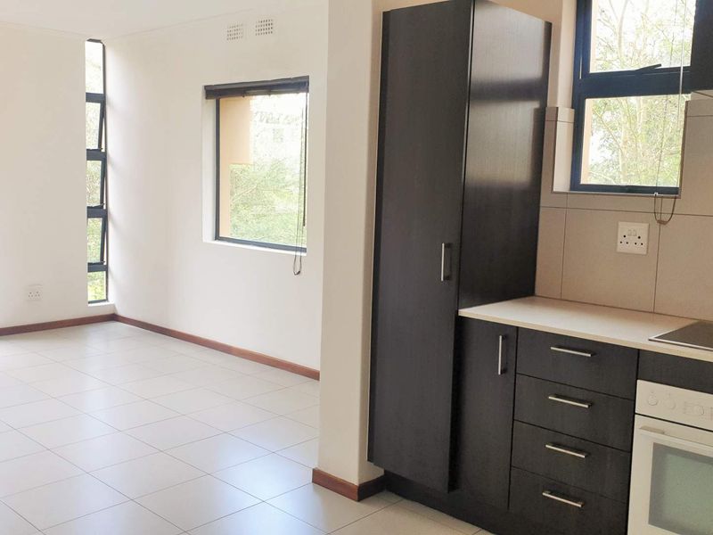 Peaceful, modern, and secure living All you can ask for with the price tag to match!!! - Photo 5