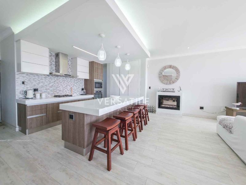 Spectacular Beachfront Townhouse to Rent - Photo 6