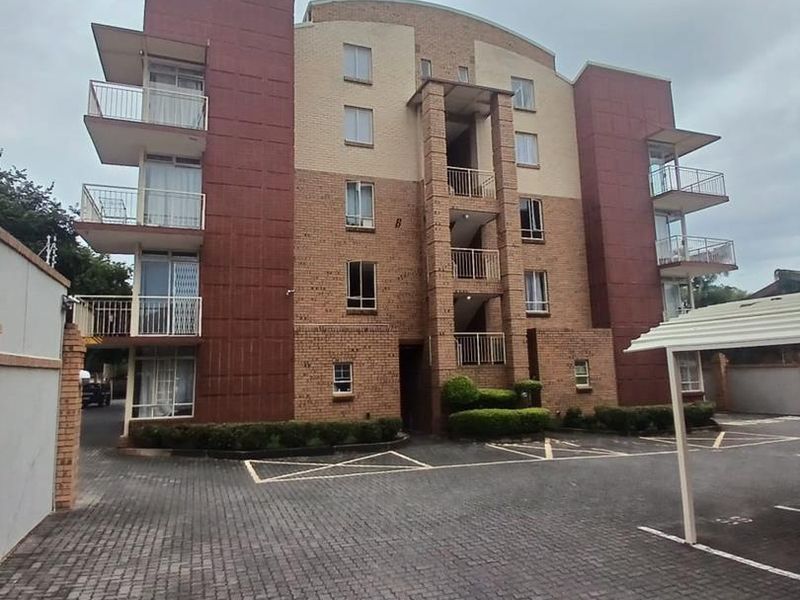 STUDIO APARTMENT - Photo 2