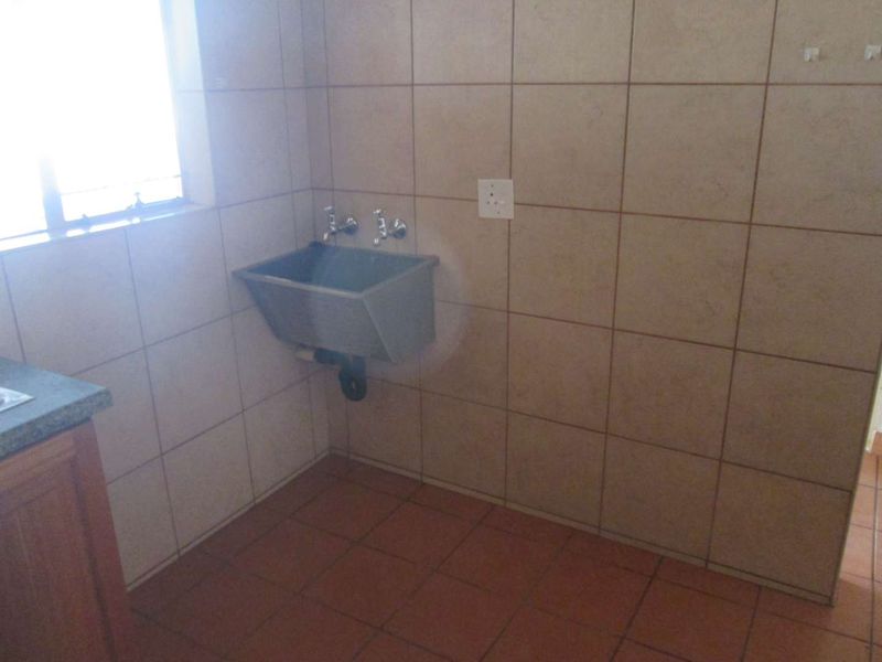3 BEDROOM DUPLEX TO RENT IN DOORNPOORT - Photo 8