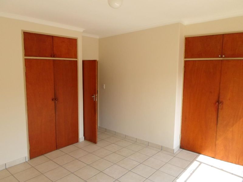 2 BEDROOM DUPLEX TO RENT IN DORANDIA - Photo 10