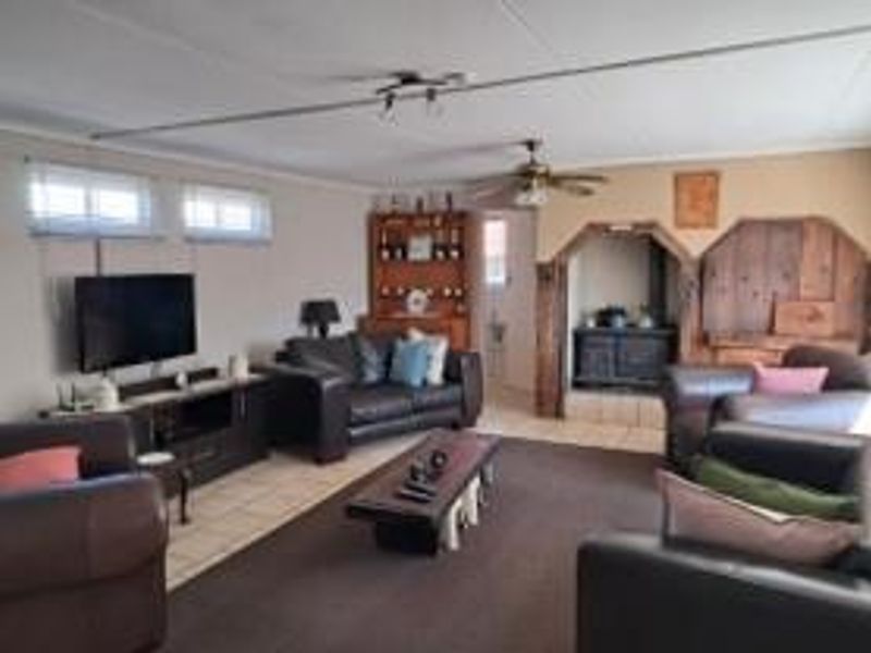 Beautiful House For Sale - Walvis Bay - Photo 3