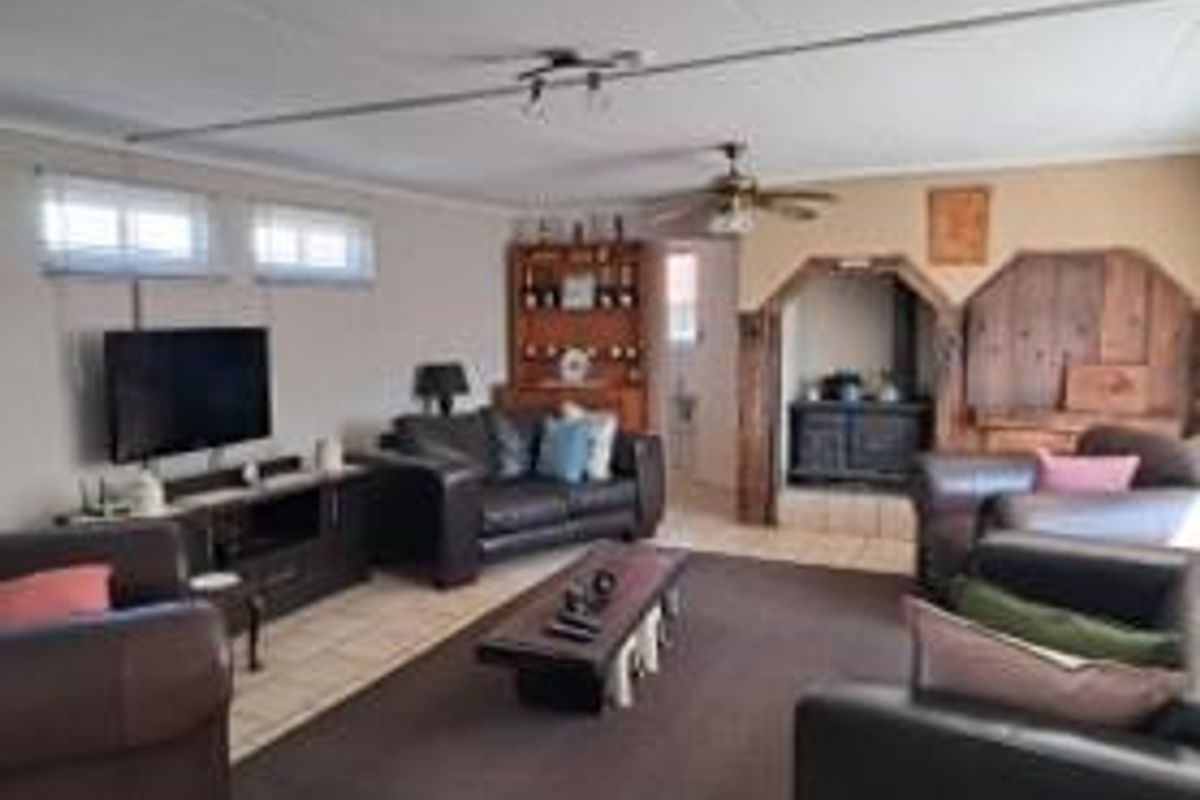 Beautiful House For Sale - Walvis Bay - Photo 3