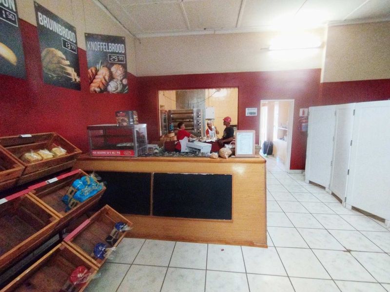 BUSINESS INVESTMENT PROPERTY FOR SALE IN AROAB - NAMIBIA - Photo 3