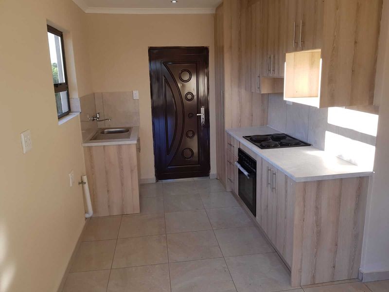 NEW DEVELOPMENT, ALL COSTS INCLUDED, FULL TITLE STANDS. NO DEPOSITS / 100% BONDS (dependent on client profile) - Photo 5