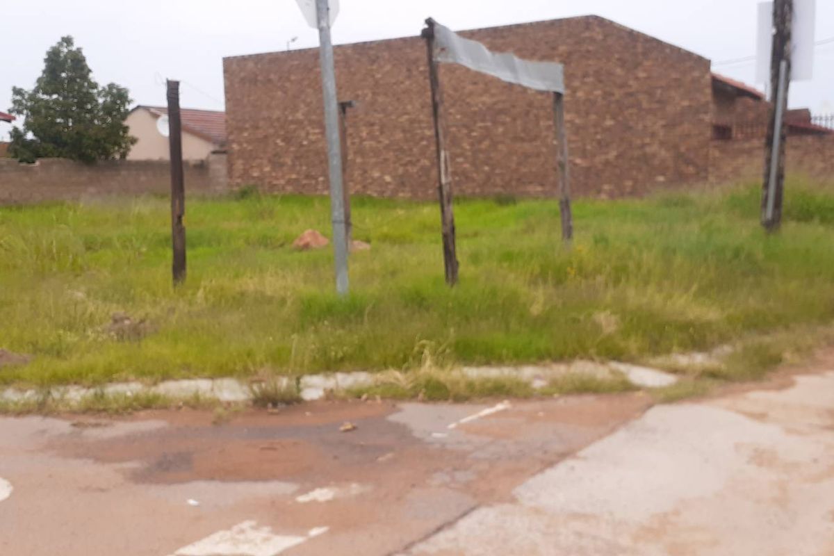 HUGE VACANT LAND FOR SALE - Photo 2