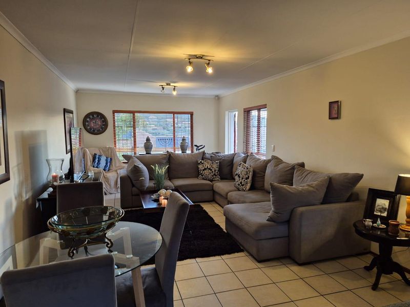 First Floor 2 Bedsroom Unit for sale - Photo 8
