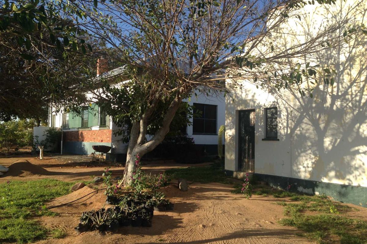 PLOT FOR SALE IN KARASBURG - Photo 2