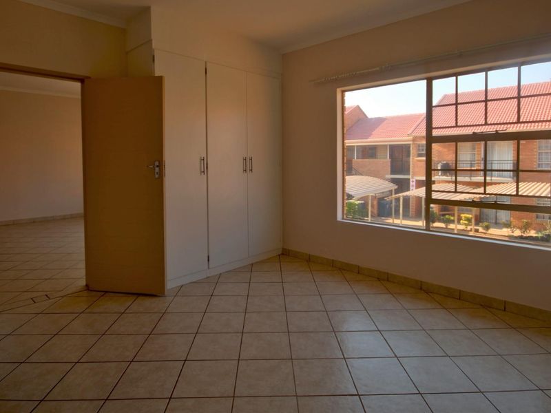 Perfect 1-Bedroom Apartment - Photo 8