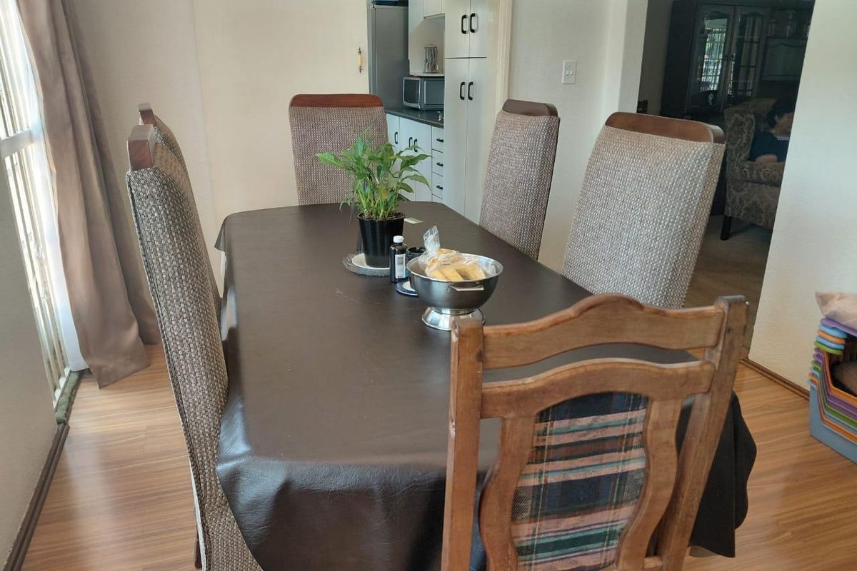 4 Bedroomed Family Home For Sale In The Enclosed Area of Brentwood Park - Photo 5