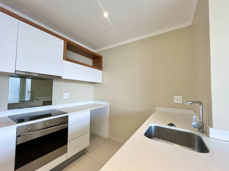 Own a Stylish 2-Bedroom Apartment in Prestigious Masingita Towers - Photo 8