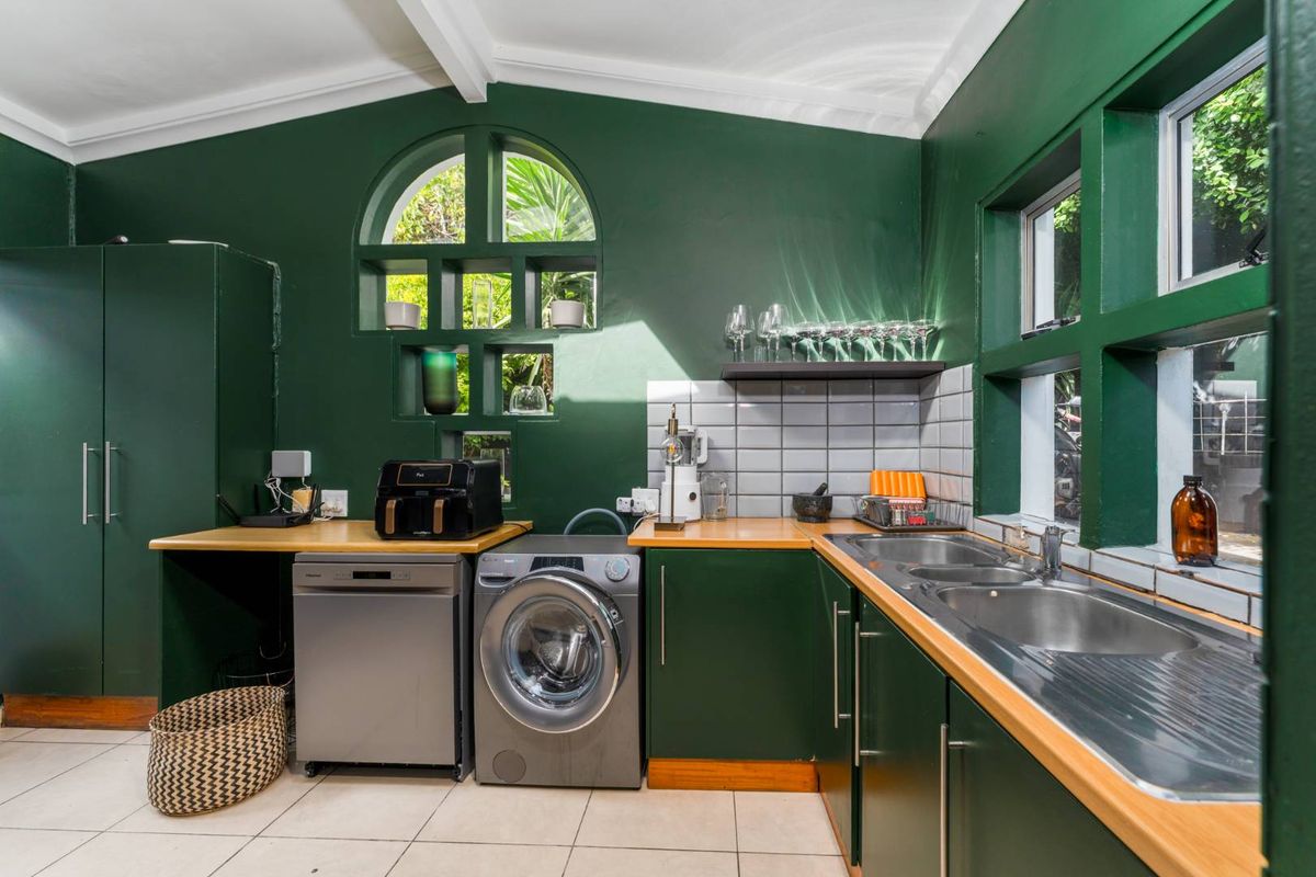 GR4 Zoned Home with Airbnb Potential - Photo 2