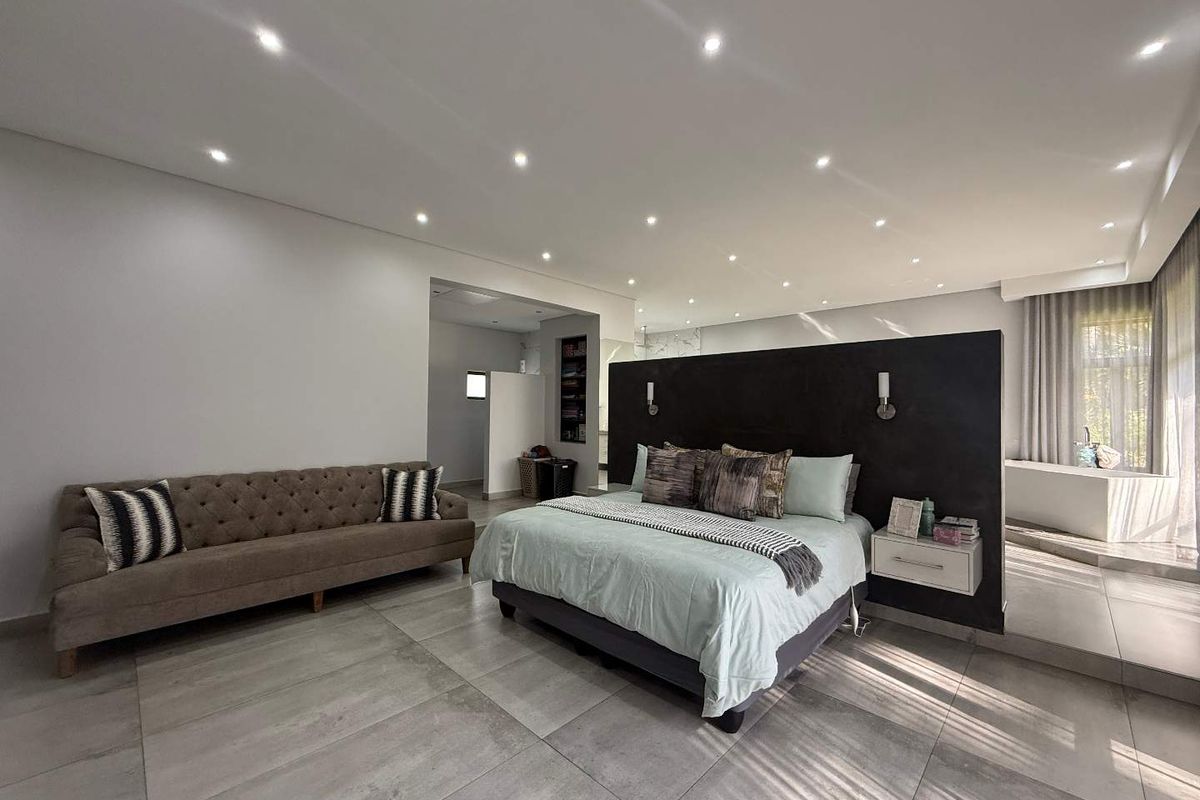 Elegant Family Living with Exceptional Entertaining and Self-Contained Flatlet - Photo 2
