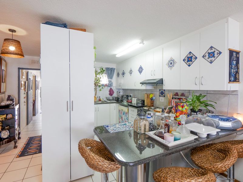 Uninterrupted sea views in this stepless unit - Photo 9