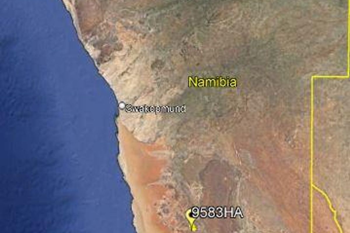 GORGEOUS TOURISM / HUNTING / LIVESTOCK FARM FOR SALE NEAR HELMERINGHAUSEN - NAMIBIA - Photo 3