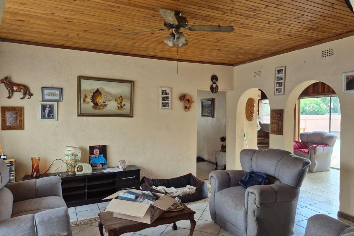 Huge Family Home in a Prime Location for Sale - Photo 3