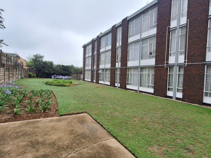 1st time home buyers Or Investment property - Photo 2