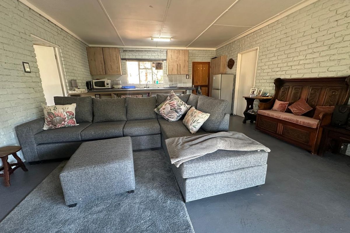 Bushveld Living at Its Best – Unfurnished 2 Bedroom Home to Rent in Escarpia Eco Estate, Kampersrus - Photo 3