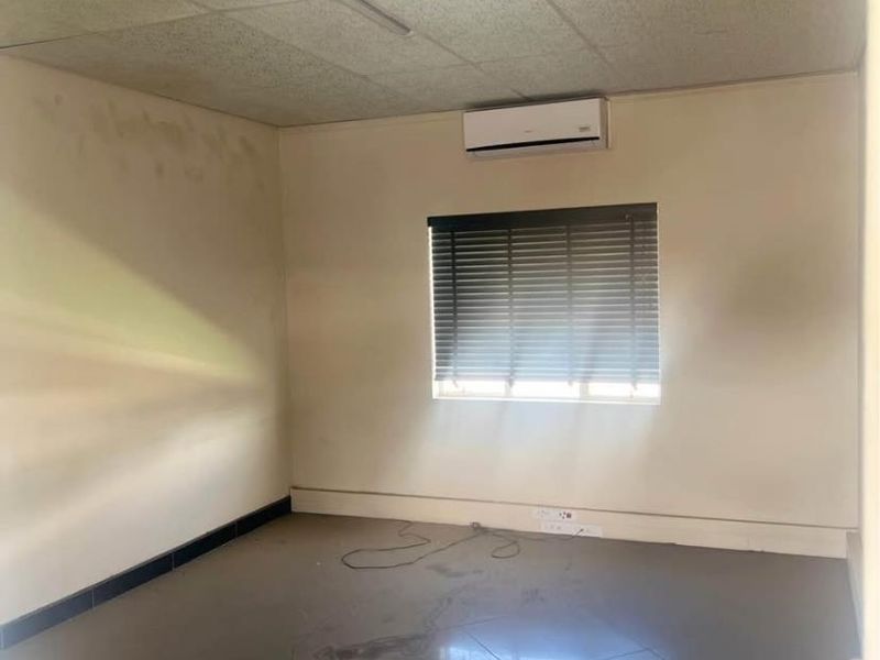 Double Storey Office Space To Let - Photo 10