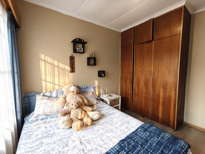 Your Dream Home for a Family - Make an OFFER! - Photo 4