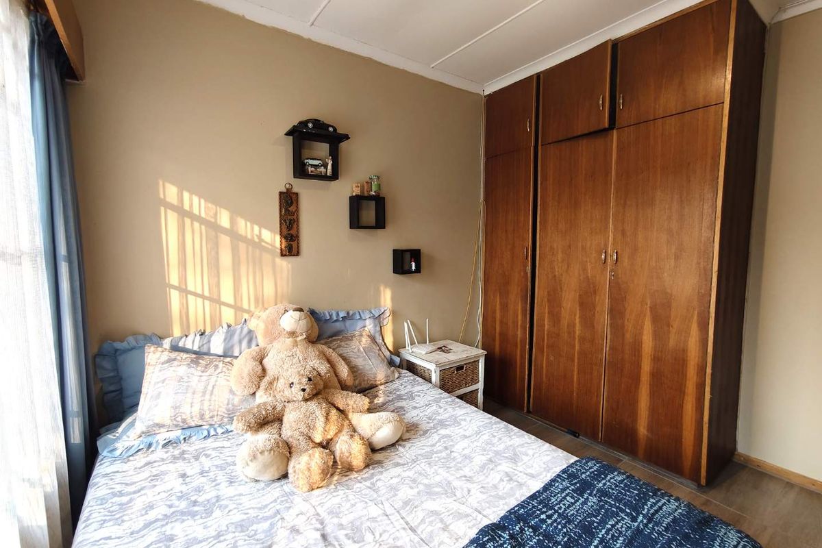 Your Dream Home for a Family - Make an OFFER! - Photo 4