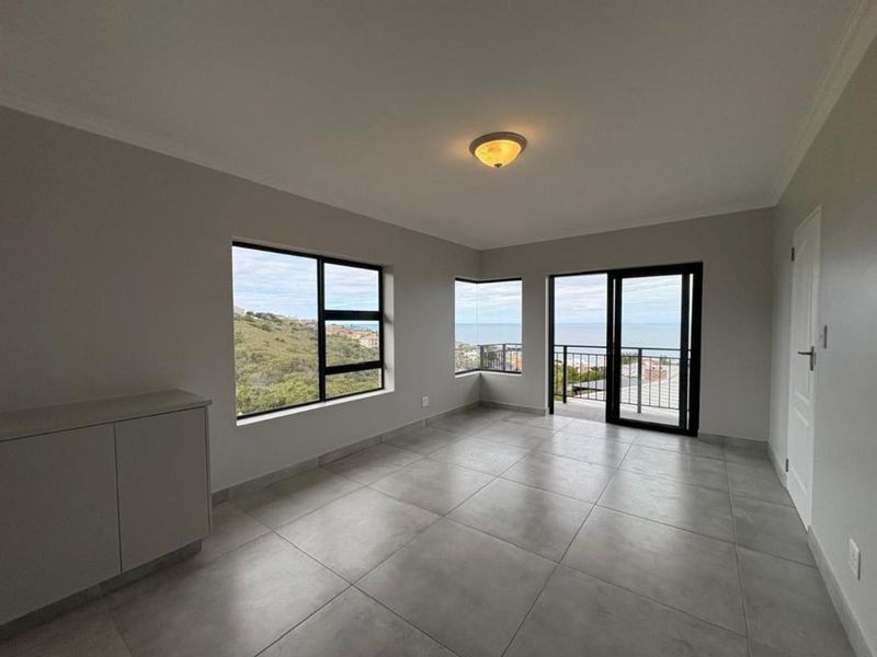 Stunning Newly Built 5 Bedroom Face Brick House with Ocean Views in Dana Bay - Photo 9