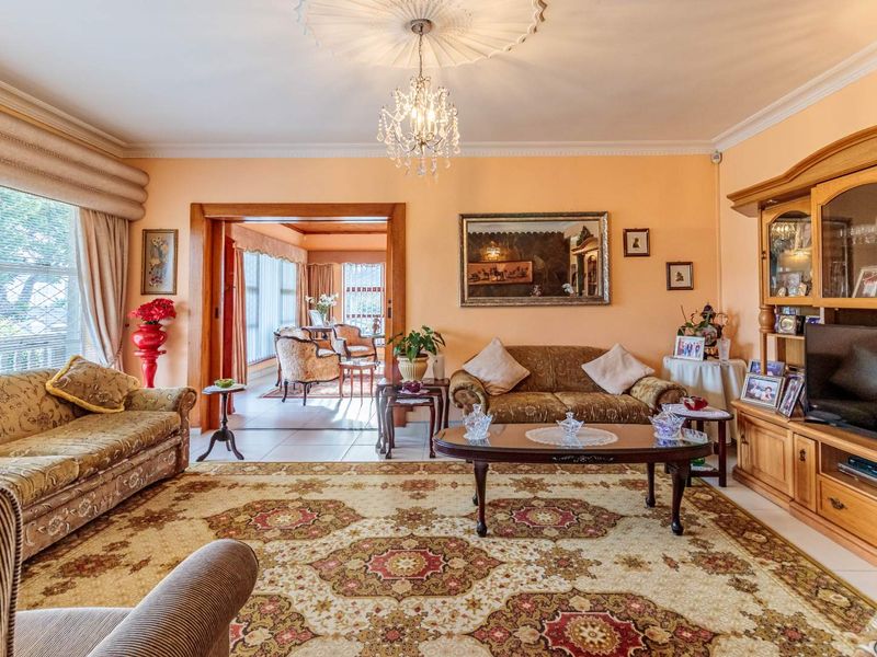 Immaculate Family Home in Westering with Pool, Garden & Ample Space! - Photo 3