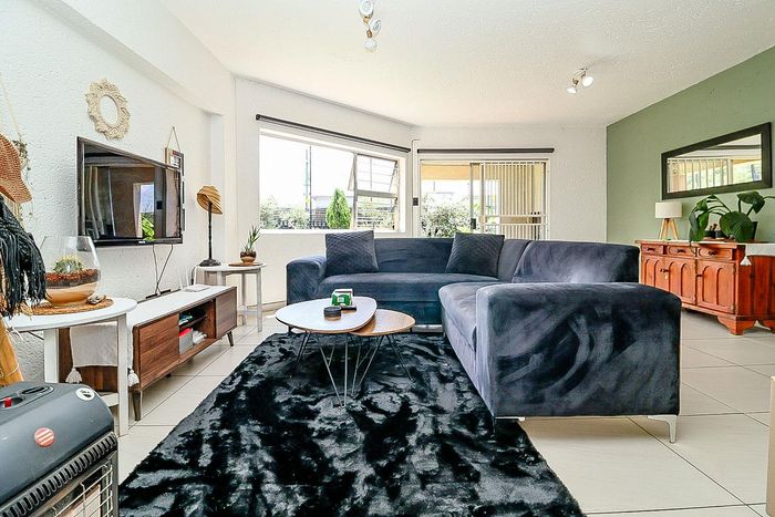 Property #2479146, Townhouse Rental Monthly in Bedfordview Central