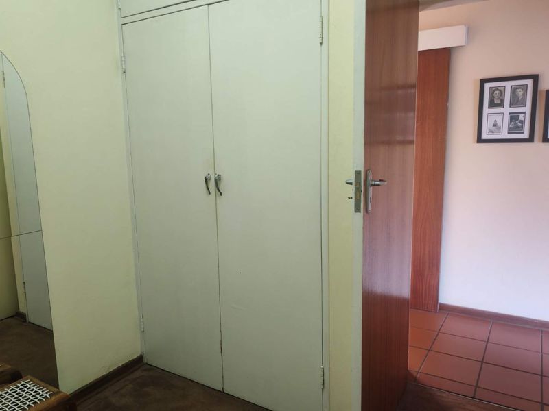EXCLUSIVE MANDATE - LOVELY FAMILY HOME - CLOSE TO SCHOOLS - Photo 10