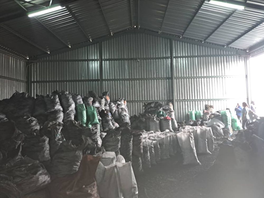 Different view of the inside of the warehouse