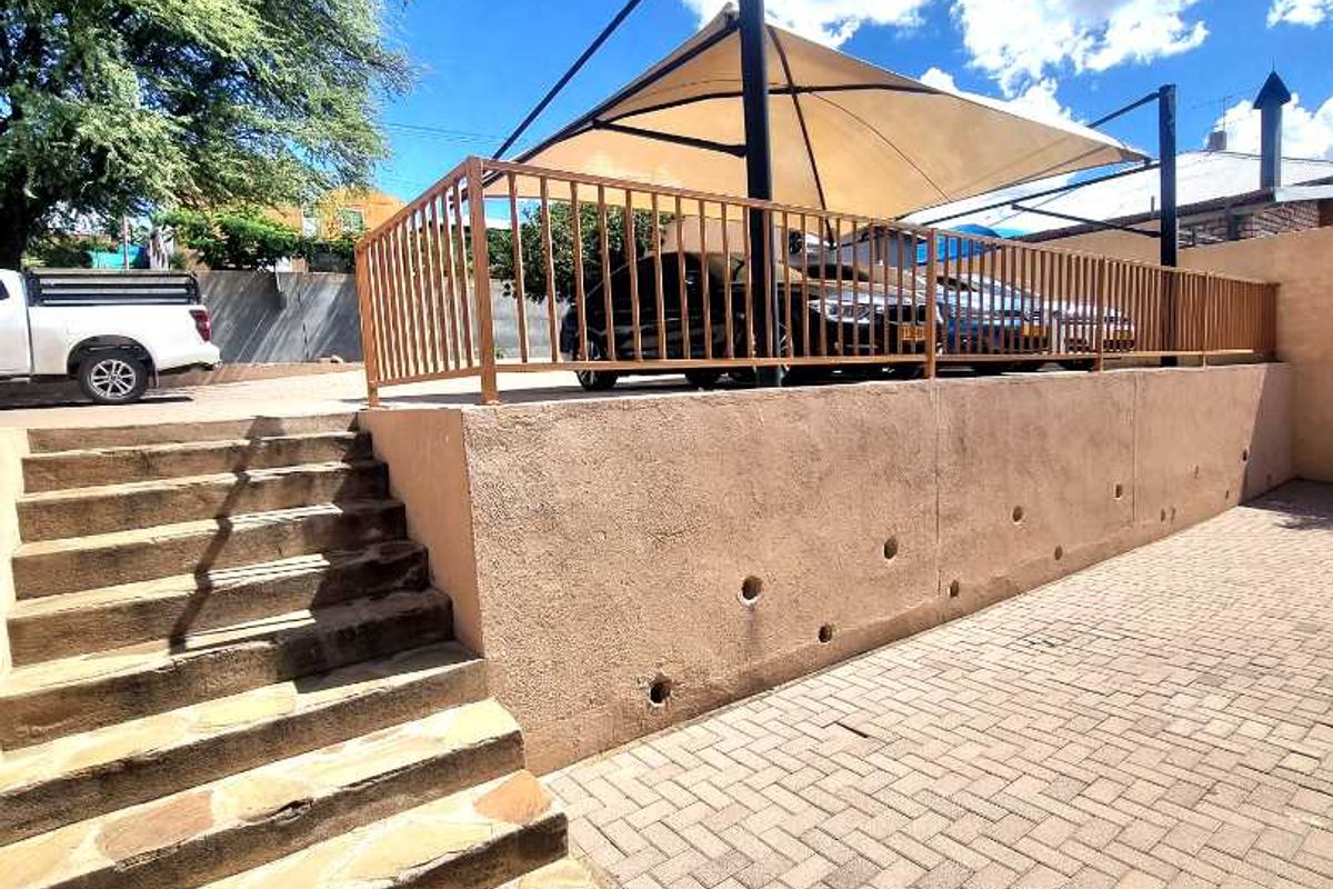 SPACIOUS OFFICES TO LET IN WINDHOEK NORTH - Photo 3