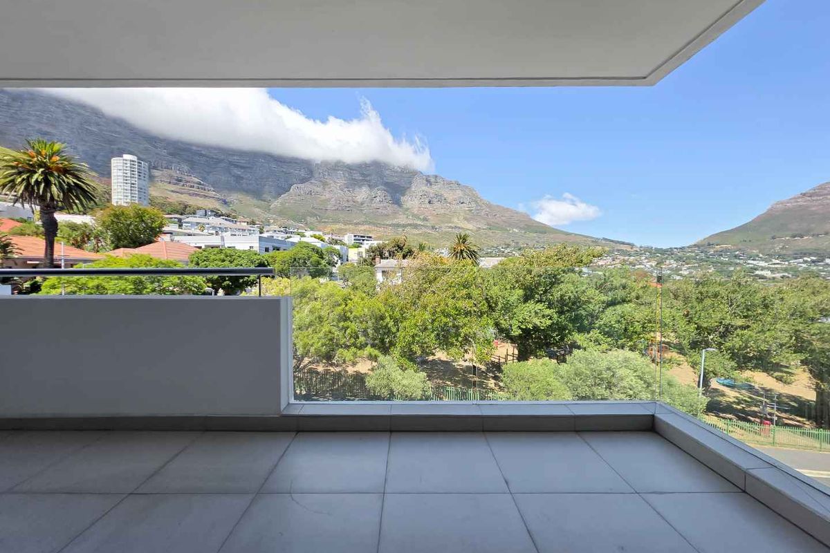 Exceptional 2 Bedroom 2 Bathroom Apartment with Views - Photo 4