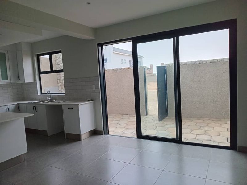 SEA VIEW TOWNHOUSE FOR SALE IN HENTIES BAY - INVESTMENT OPPORTUNITY - Photo 10