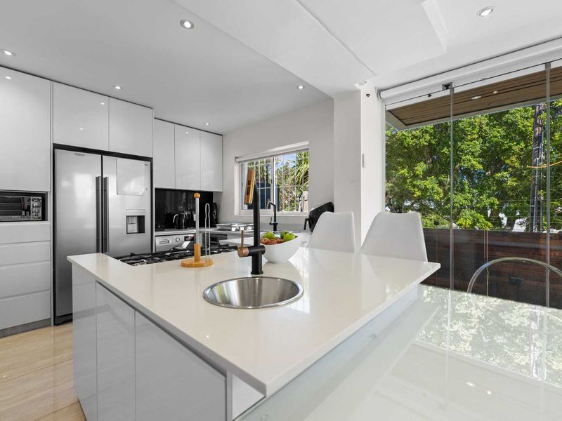 Furnished 3-Bedroom Home with Pool in Fresnaye - Photo 3