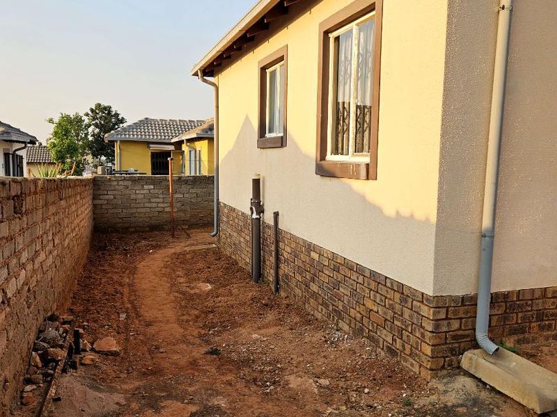 3 bedroom room house in the heart of amandasig - Photo 4