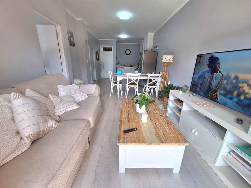 Perfectly Priced – Urgent Seller Seeking a Serious Buyer! - Photo 9