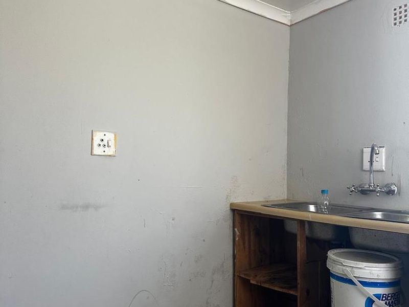 Simple and Functional 2-Bedroom House for Sale - Photo 3