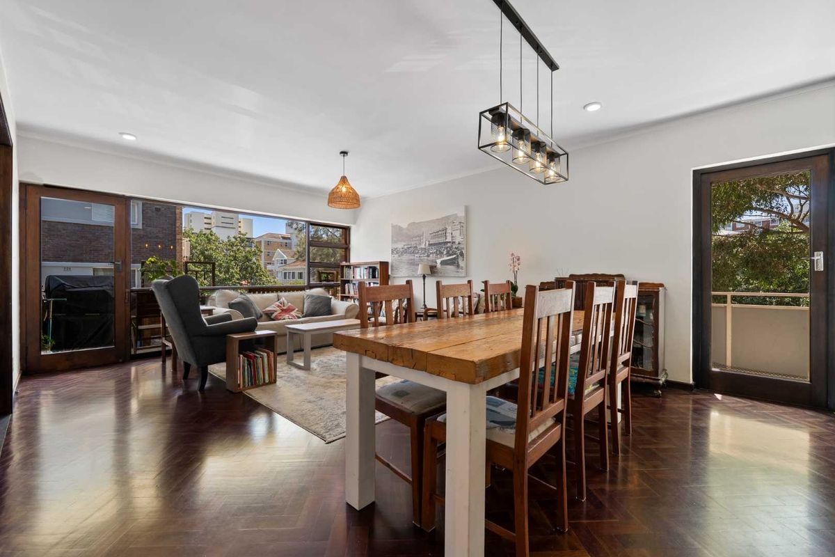 Sleek 3-Bedroom Apartment on Marais Road, Sea Point - Photo 2