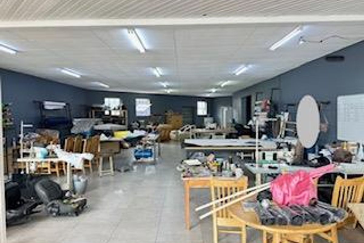 Prime 280m2 Retail Space in High-Traffic Pretoria North! - Photo 5