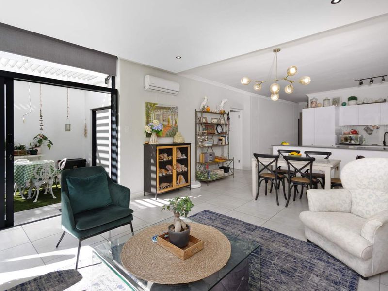 North-Facing & Naturally Bright - Photo 4