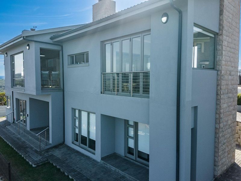 Escape to paradise  -  Your dream coastal home awaits - Photo 4