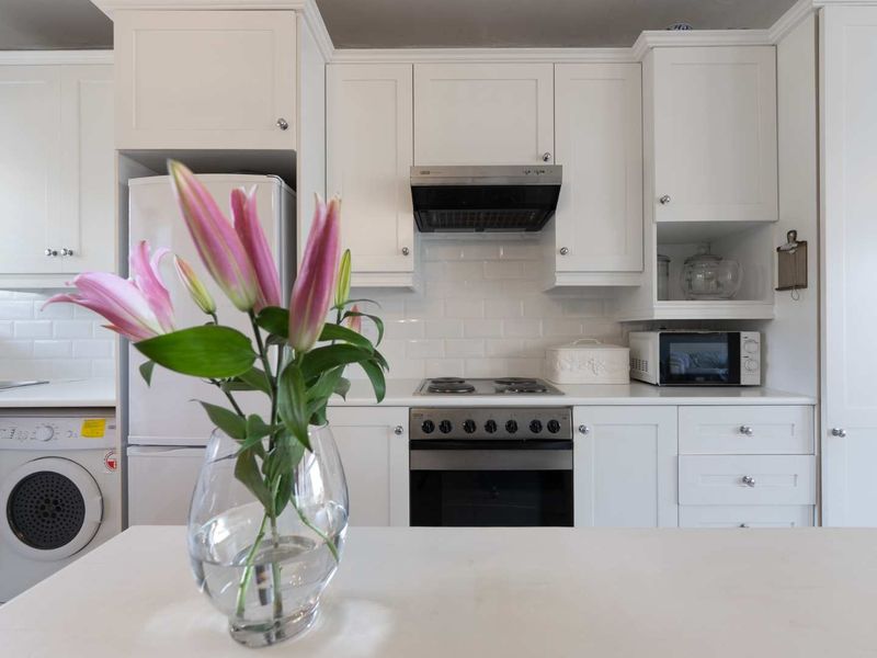 HILLSIDE HEIGHTS - Photo 4