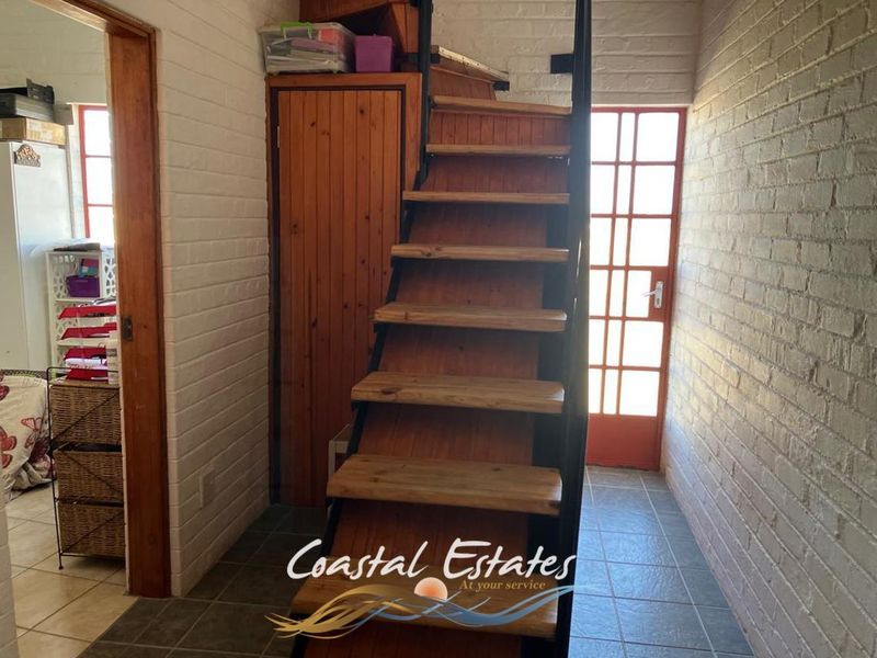 Idyllic 12-Hectare Smallholding with Stunning Views - Photo 9