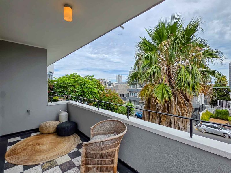 North east facing corner apartment with two balconies and automated garage | Sea Point - Photo 8