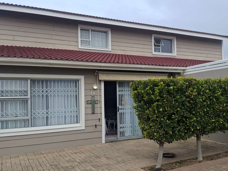 Charming 2-Bed Home in Secure Kalahari Villas - Photo 1